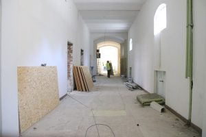 Rīgas izglītības iestāžu remontdarbus pabeigs pirms jaunā mācību gada