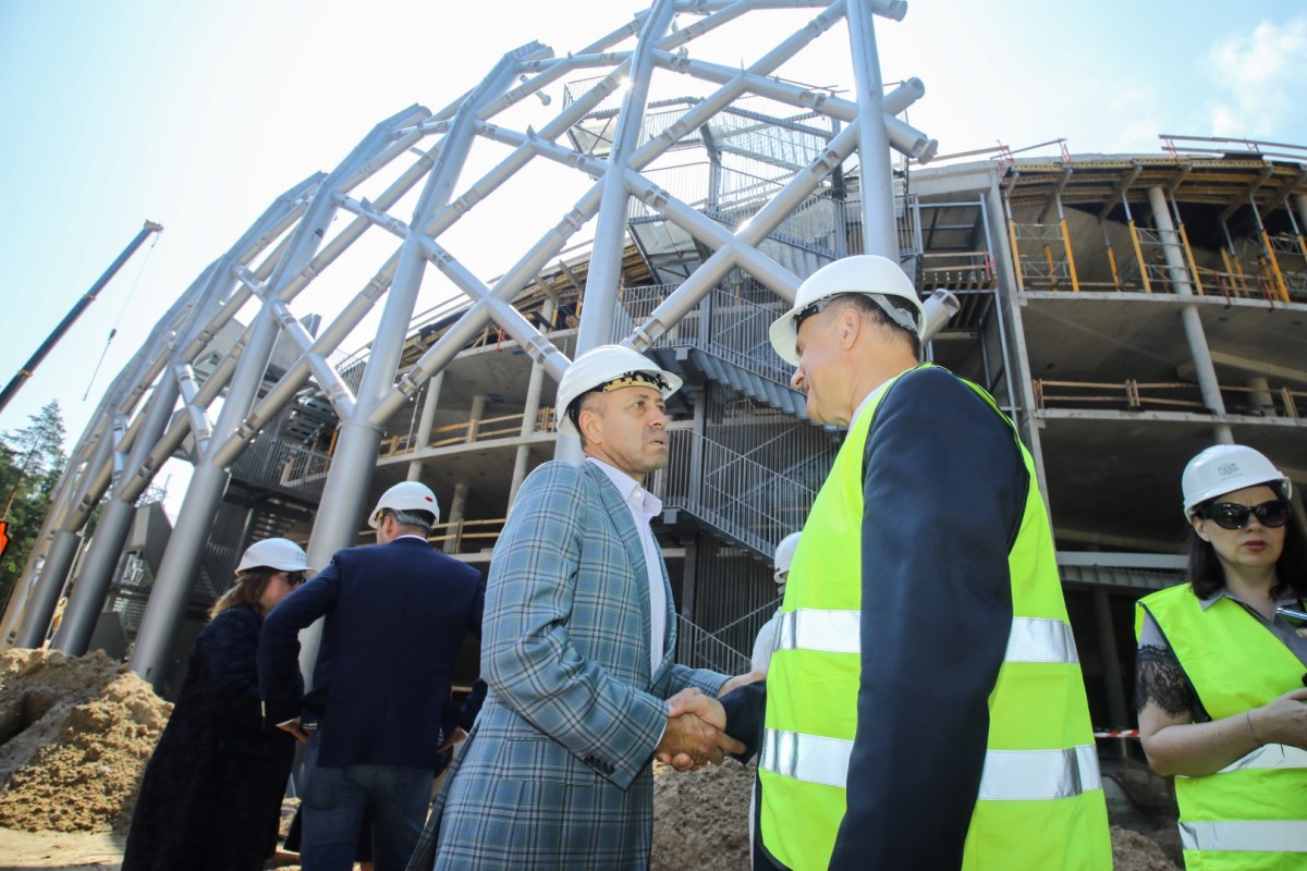 Mežaparka jaunās estrādes būvniecība norit pēc plānotā grafika