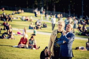 Pie Mežaparka topošās estrādes aizvadīts pirmais Lielais pikniks