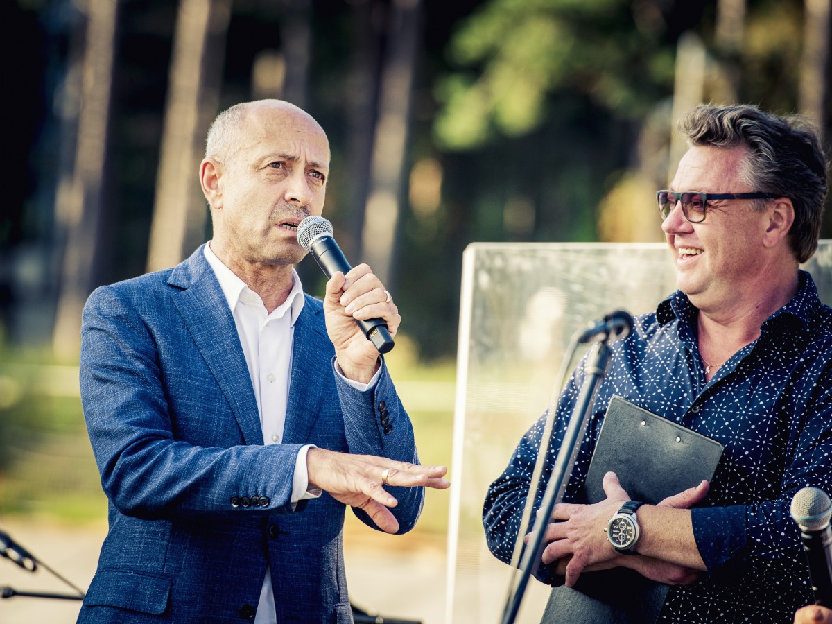 Pie Mežaparka topošās estrādes aizvadīts pirmais Lielais pikniks