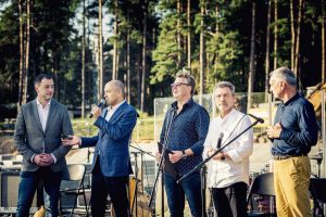 Pie Mežaparka topošās estrādes aizvadīts pirmais Lielais pikniks