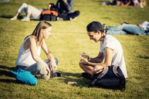 Pie Mežaparka topošās estrādes aizvadīts pirmais Lielais pikniks