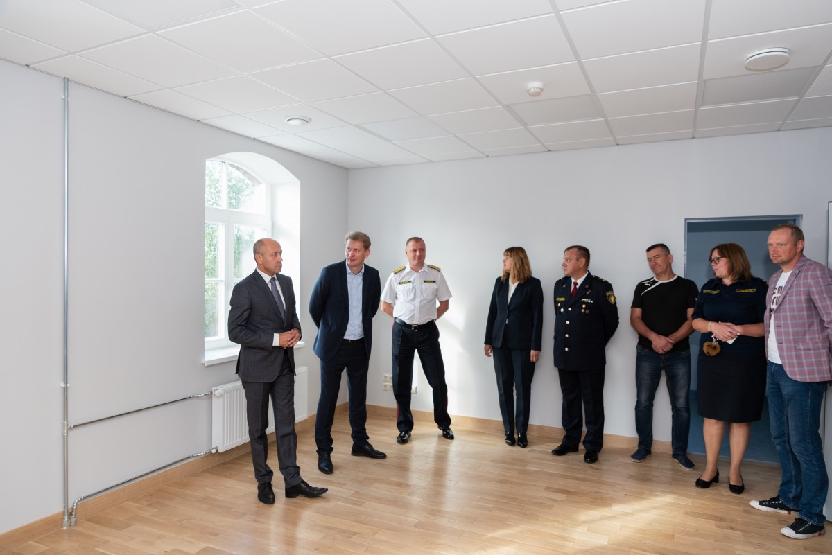 Arī nākamgad Valsts policijas Rīgas Ziemeļu iecirknī Allažu ielā turpinās renovācijas darbus