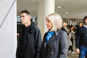 Rātsnamā atklāta ceļojoša izstāde „Vietas, ko maina būves”