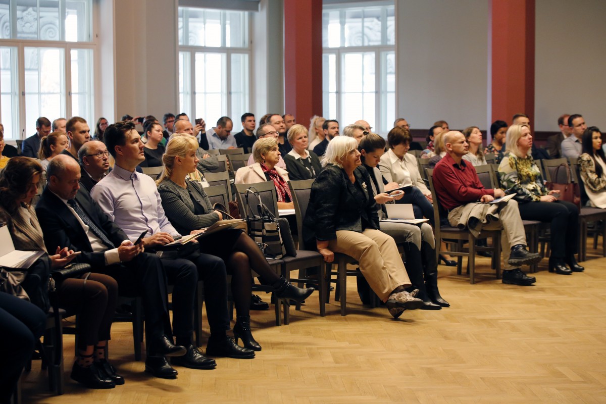 Informatīvo semināru par līdzfinansējuma saņemšanu kultūrvēsturiskā būvmantojuma saglabāšanai apmeklēja vairāk kā 100 interesentu