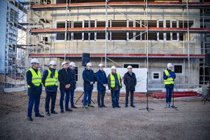 Rīgas Klasiskās ģimnāzijas jauno laboratoriju korpusu plānots uzbūvēt līdz 1. septembrim