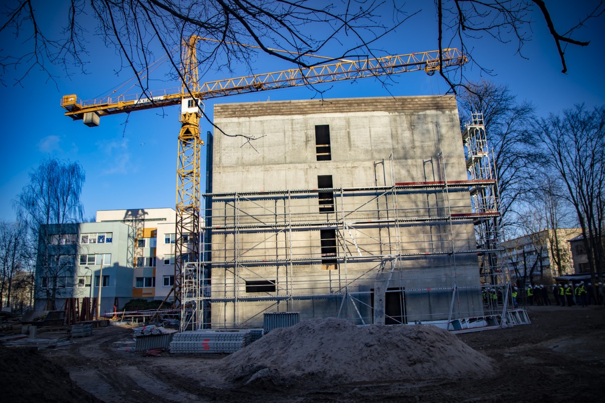 Rīgas Klasiskās ģimnāzijas jauno laboratoriju korpusu plānots uzbūvēt līdz 1. septembrim
