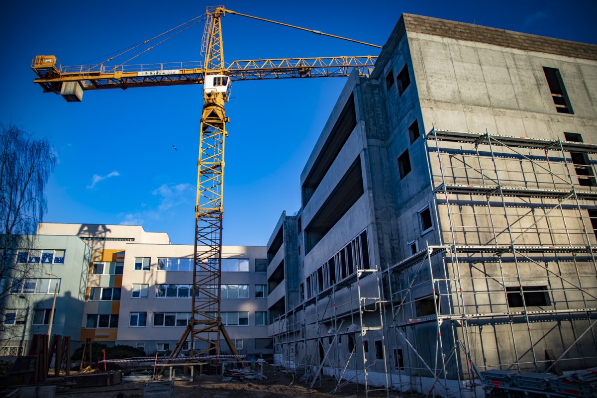 Rīgas Klasiskās ģimnāzijas jauno laboratoriju korpusu plānots uzbūvēt līdz 1. septembrim