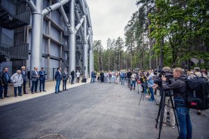 Mežaparka Lielās estrādes būvniecības B posma pirmajā kārtā ir izbūvēta arhitektu iecerētā “Sidraba birzs” dziesmu kalnā-17