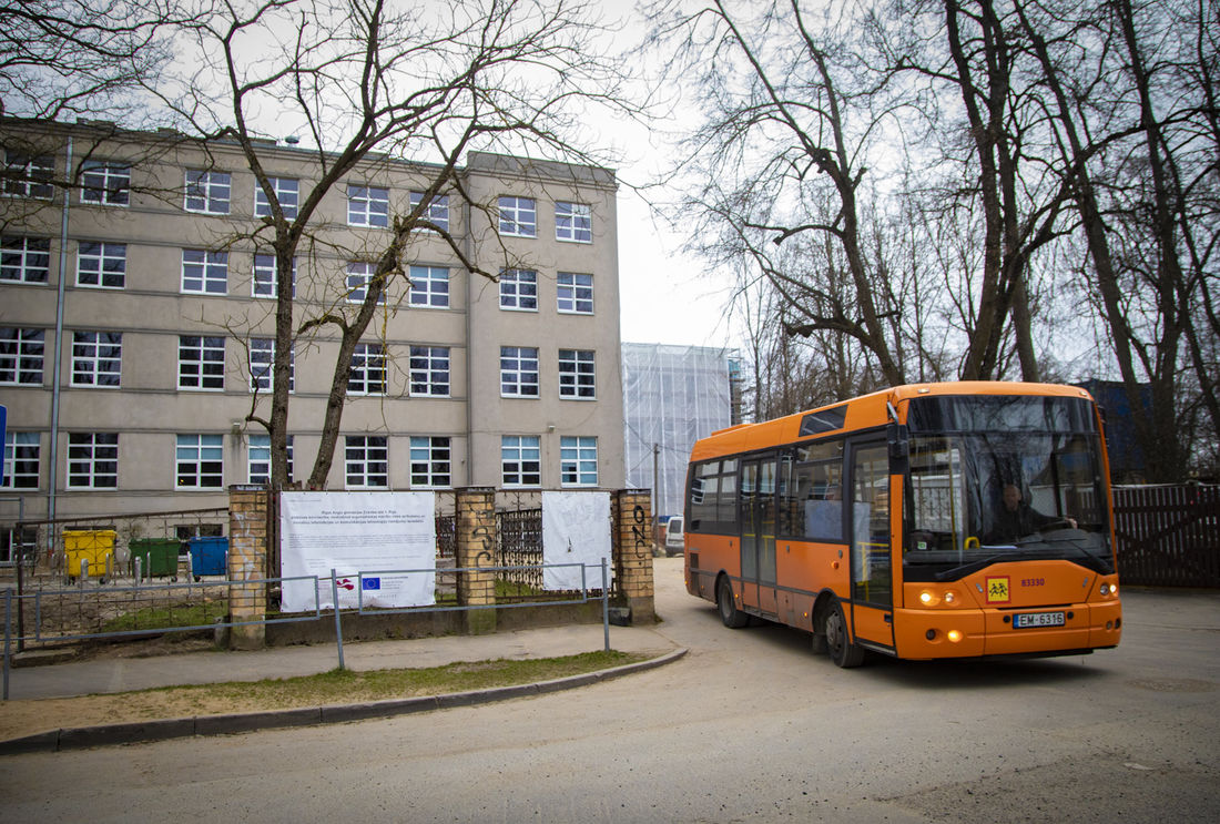 15.04.2020.-Pie Rīgas Angļu ģimnāzijas top moderna piebūve