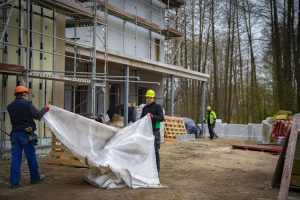 15.04.2020.-Pie Rīgas Angļu ģimnāzijas top moderna piebūve