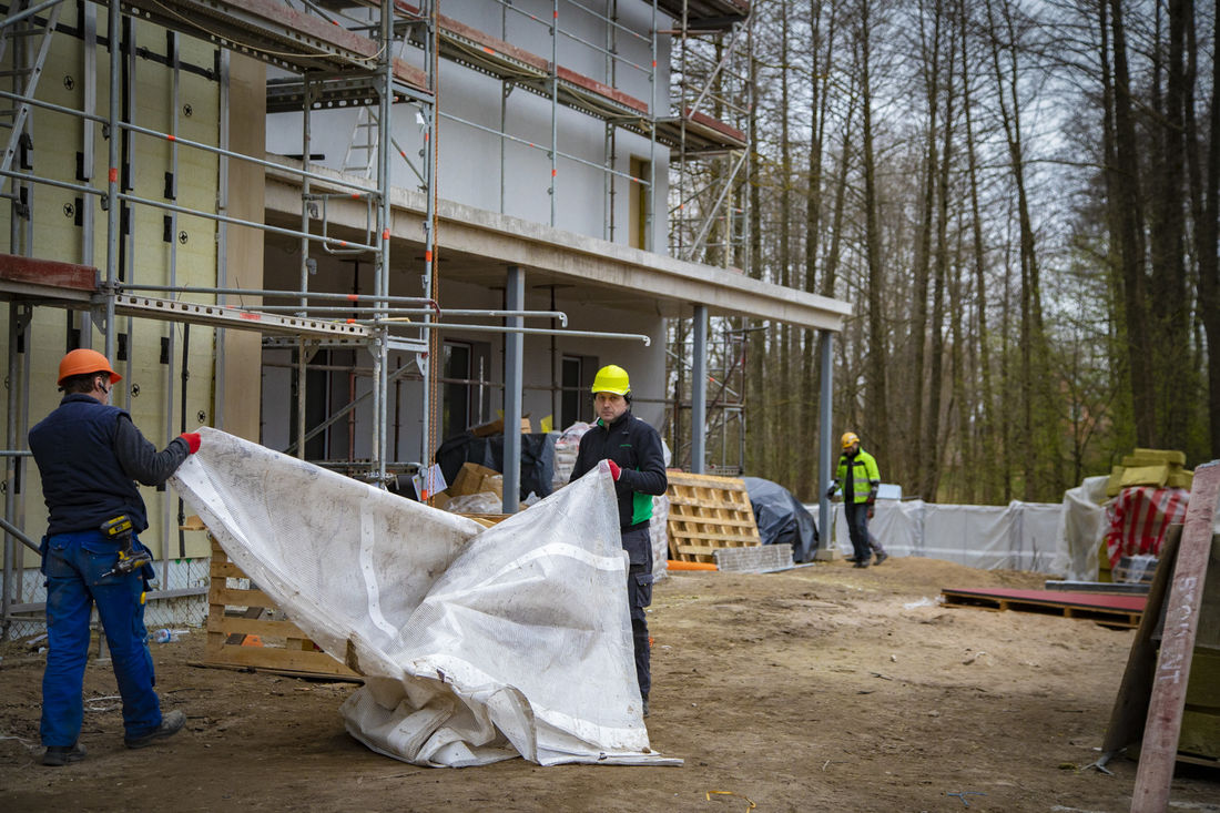 15.04.2020.-Pie Rīgas Angļu ģimnāzijas top moderna piebūve