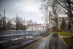15.04.2020.-Pie Rīgas Angļu ģimnāzijas top moderna piebūve