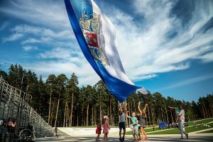 16.08.2020. Rīdzinieki un pilsētas viesi Lielā piknika laikā novērtē jauno Mežaparka estrādi