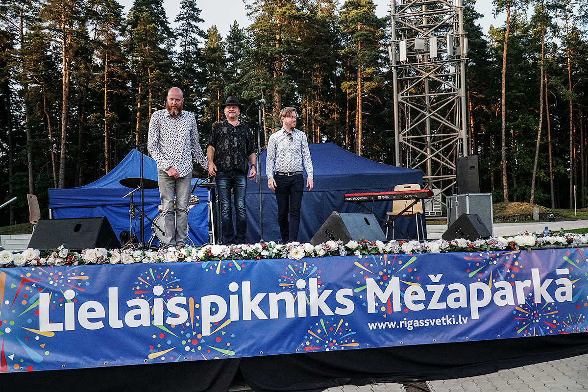 16.08.2020. Rīdzinieki un pilsētas viesi Lielā piknika laikā novērtē jauno Mežaparka estrādi