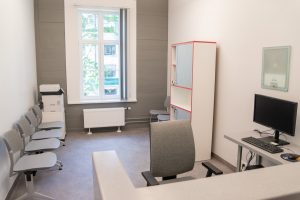 Apmeklētajiem atvērta atjaunotā Rīgas 1.slimnīcas Rehabilitācijas klīnikas ēka (interjers)-4