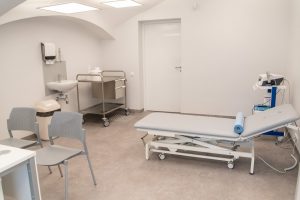 Apmeklētajiem atvērta atjaunotā Rīgas 1.slimnīcas Rehabilitācijas klīnikas ēka (interjers)-34