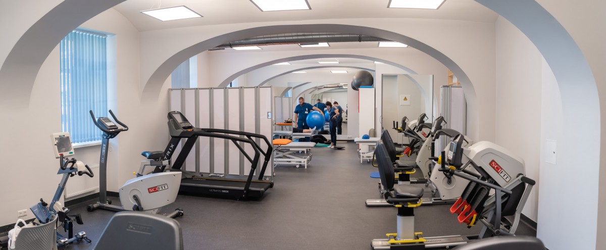 Apmeklētajiem atvērta atjaunotā Rīgas 1.slimnīcas Rehabilitācijas klīnikas ēka (interjers)-42
