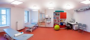 Apmeklētajiem atvērta atjaunotā Rīgas 1.slimnīcas Rehabilitācijas klīnikas ēka (interjers)-25