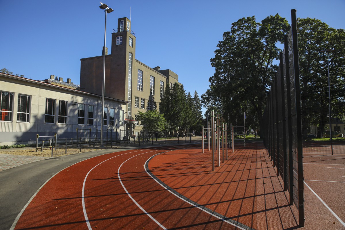 Rīgas Angļu ģimnāzija galerija1