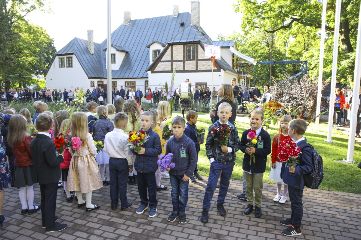 01.09.2020.Rīgas Angļu ģimnāzija galerija2