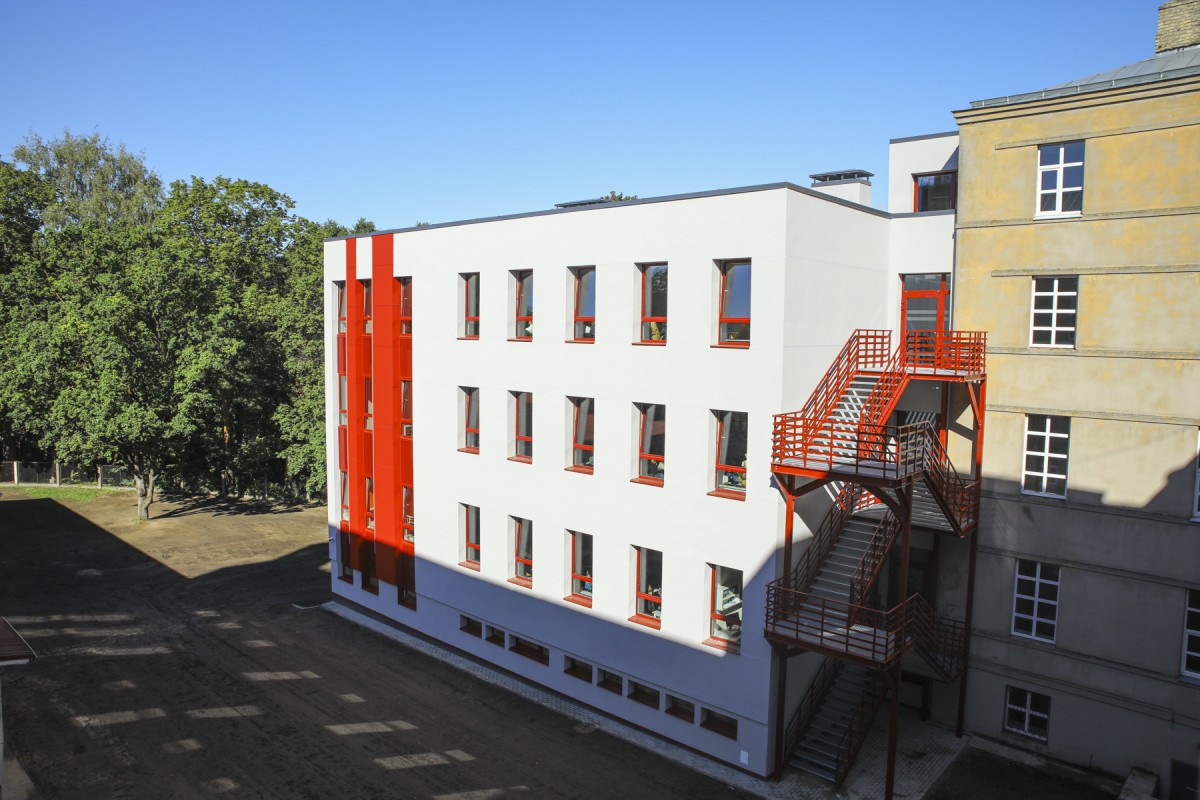 Rīgas Angļu ģimnāzija galerija1