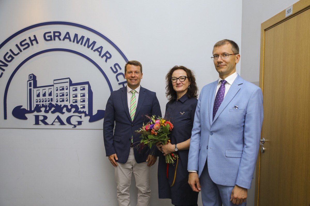 Rīgas Angļu ģimnāzija galerija1