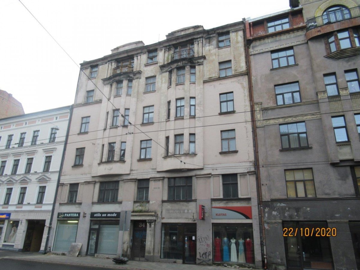 Rīgas domes Vidi degradējošu būvju komisija klasificē ēku A.Čaka ielā 34 par B kategorijas graustu A_Chaka_34(1)