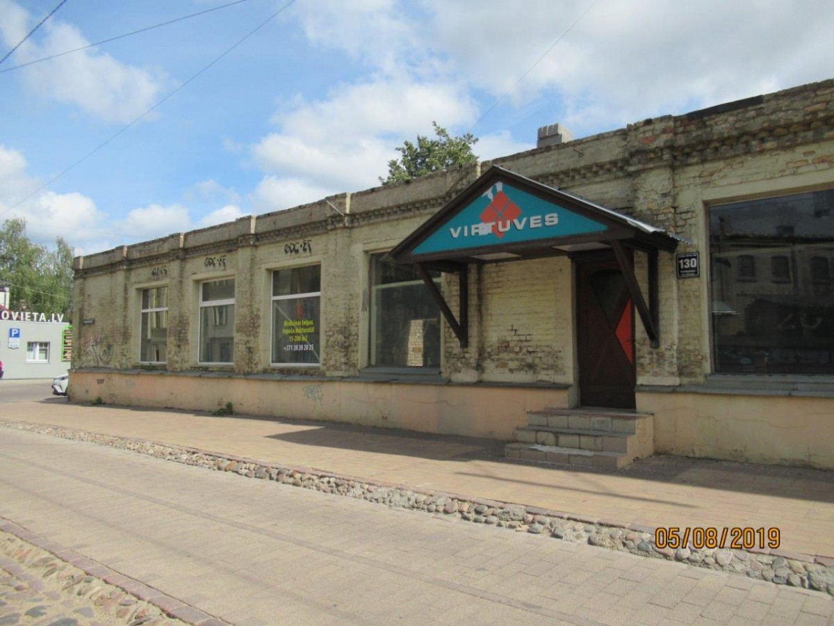 Rīgas domes Vidi degradējošu būvju komisija klasificē ēku A.Čaka ielā 34 par B kategorijas graustu Barona_130(pirms_2)