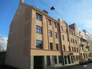 Rīgas domes Vidi degradējošu būvju komisija klasificē ēku A.Čaka ielā 34 par B kategorijas graustu Dzirnavu_1(atjaunots)