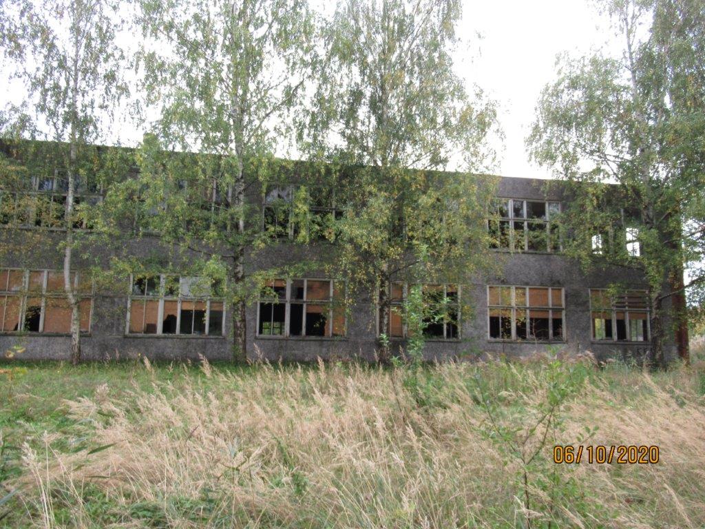 Pieņem lēmumu par trīs vidi degradējošu būvju Zasulauka ielā 31 sakārtošanu