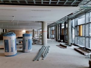 Turpinās Mežaparka Lielās estrādes noslēdzošie būvniecības darbi