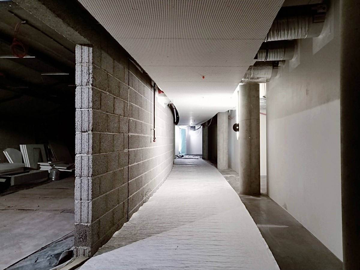 Turpinās Mežaparka Lielās estrādes noslēdzošie būvniecības darbi