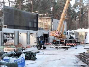 Turpinās Mežaparka Lielās estrādes noslēdzošie būvniecības darbi