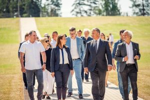 inforgrafika-Mežaparka Lielai estrādei jākļūst par Latvijas kultūras centrālo norišu vietu