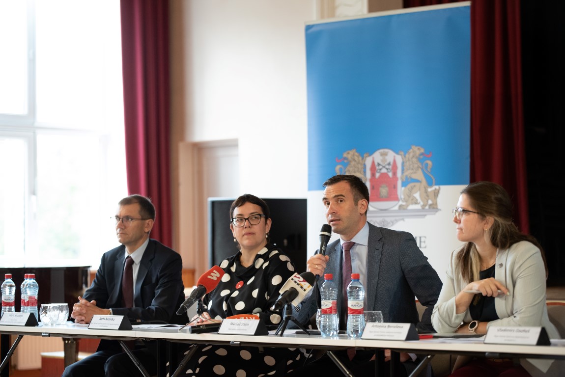 Rīgas pašvaldības izglītības iestādes gatavas īstenot kvalitatīvu un drošu mācību procesu klātienē