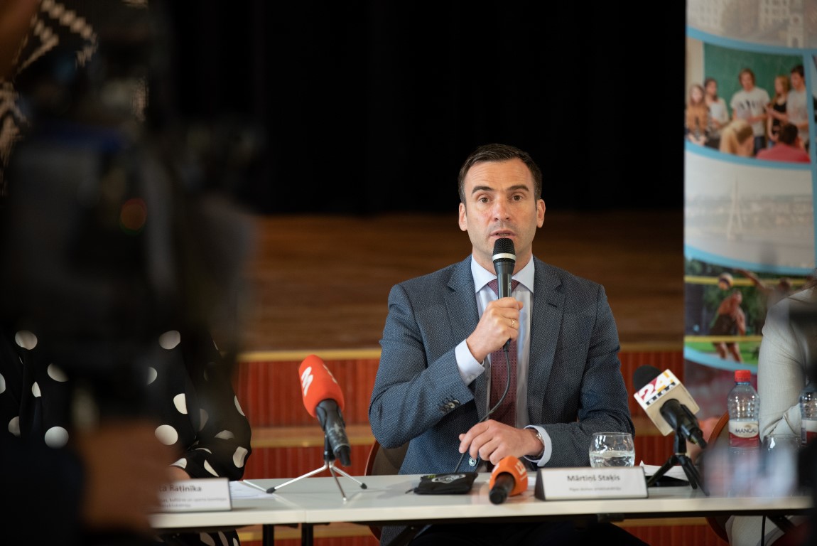 Rīgas pašvaldības izglītības iestādes gatavas īstenot kvalitatīvu un drošu mācību procesu klātienē