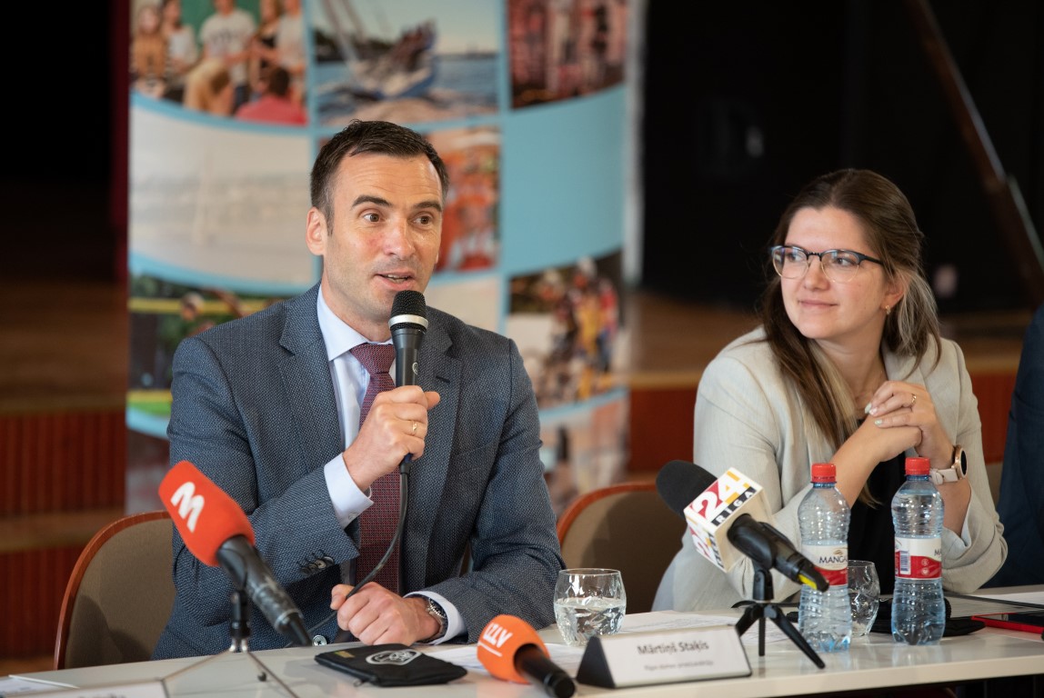 Rīgas pašvaldības izglītības iestādes gatavas īstenot kvalitatīvu un drošu mācību procesu klātienē