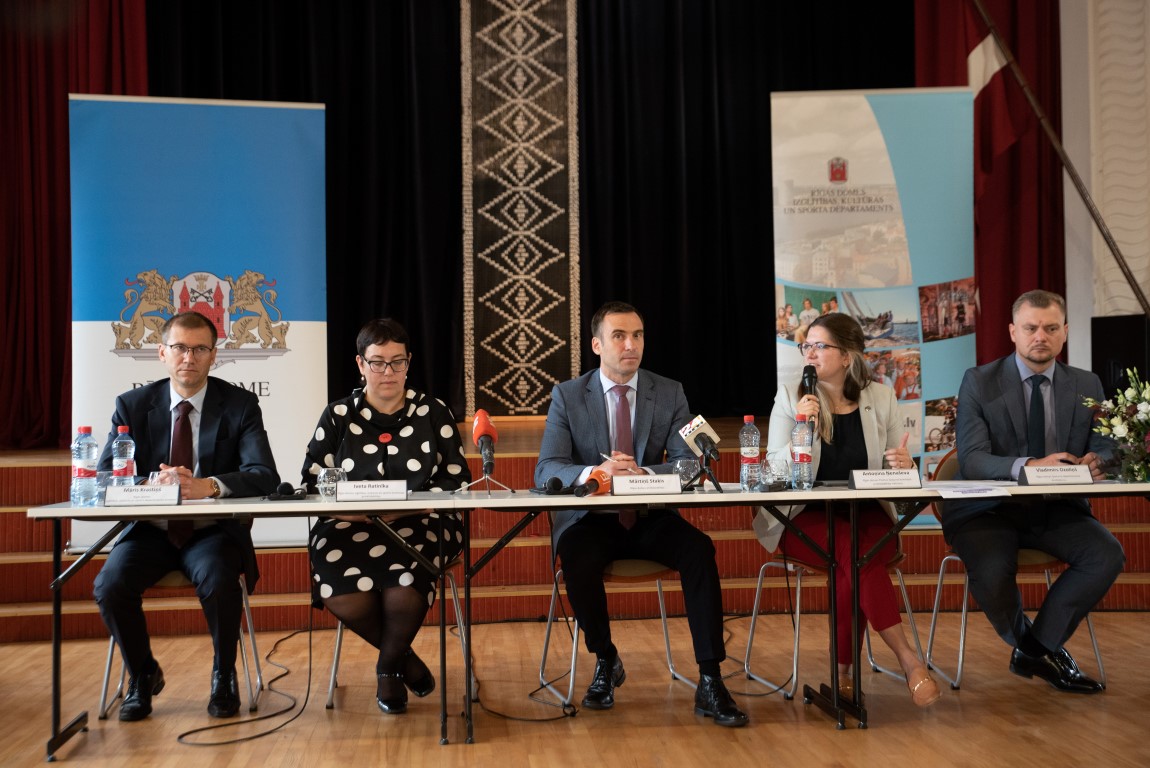 Rīgas pašvaldības izglītības iestādes gatavas īstenot kvalitatīvu un drošu mācību procesu klātienē