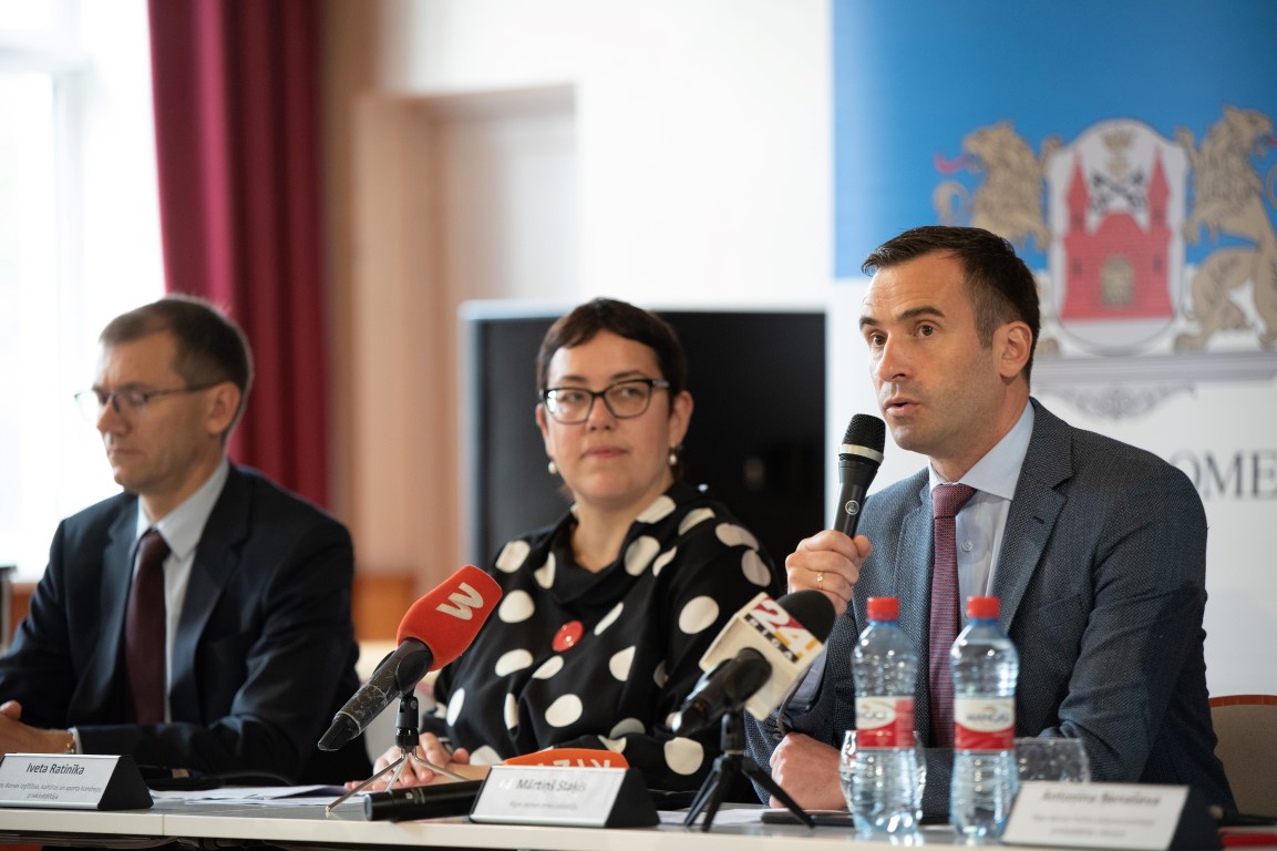 Rīgas pašvaldības izglītības iestādes gatavas īstenot kvalitatīvu un drošu mācību procesu klātienē