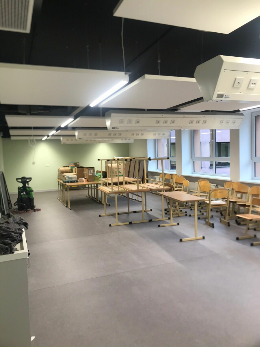 Pabeigti dabaszinātņu mācību kabinetu modernizācijas darbi Rīgas Valsts 3.ģimnāzijā