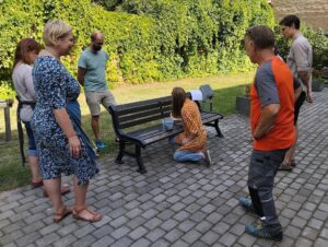 Noritējusi meistarklase par tradicionālajām krāsām