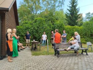 Noritējusi meistarklase par tradicionālajām krāsām