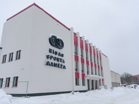 Rīgas sporta manēžas ēkā veikti energoefektivitātes paaugstināšanas darbi