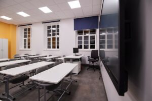 Vēsturiskajā Jaunciema pamatskolā atjaunots pirmais stāvs