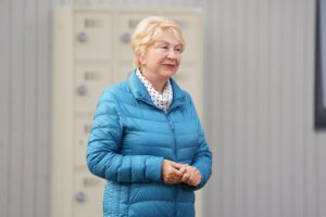 Rīgas Zolitūdes ģimnāzijā atklāts multifunkcionāls sporta laukums