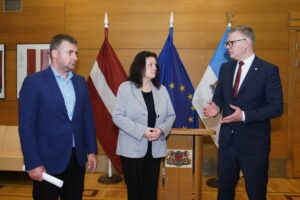 Rīgas pašvaldība rosina pēc iespējas ātrāk atrast labākos risinājumus zemes izmantošanai pie lidostas “Rīga”