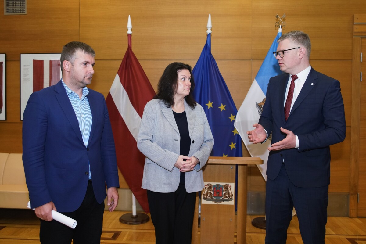 Rīgas pašvaldība rosina pēc iespējas ātrāk atrast labākos risinājumus zemes izmantošanai pie lidostas “Rīga”