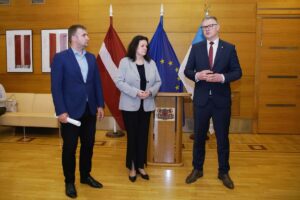 Rīgas pašvaldība rosina pēc iespējas ātrāk atrast labākos risinājumus zemes izmantošanai pie lidostas “Rīga”