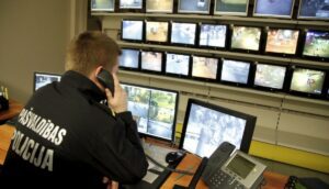 Rīgā veidos jaunu pašvaldības policijas videonovērošanas centru Lēdurgas ielā